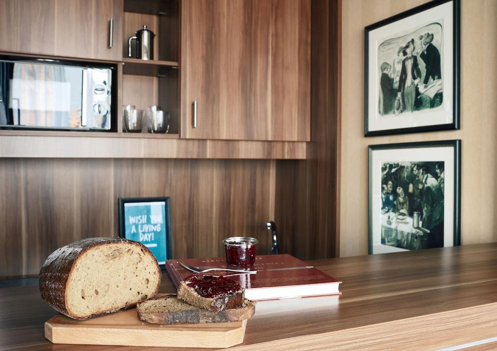 Hotel Living Dusseldorf