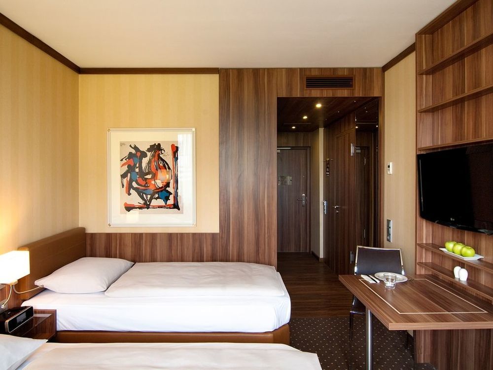 Living 4* Dusseldorf